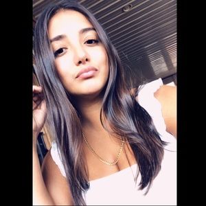 Meet your Posher, Lizzie